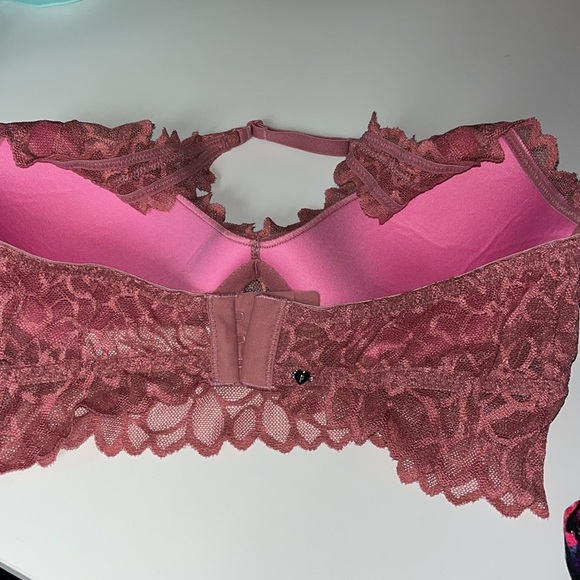 PINK HALTER BRA - Picture 2 of 3